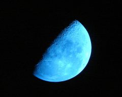 Голубая луна появится 18 мая